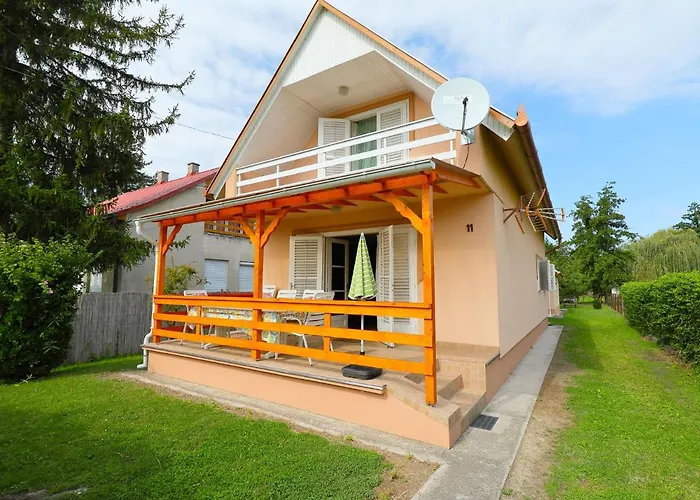 Semesterbostad Cyklamen By Interhome Balatonkeresztúr